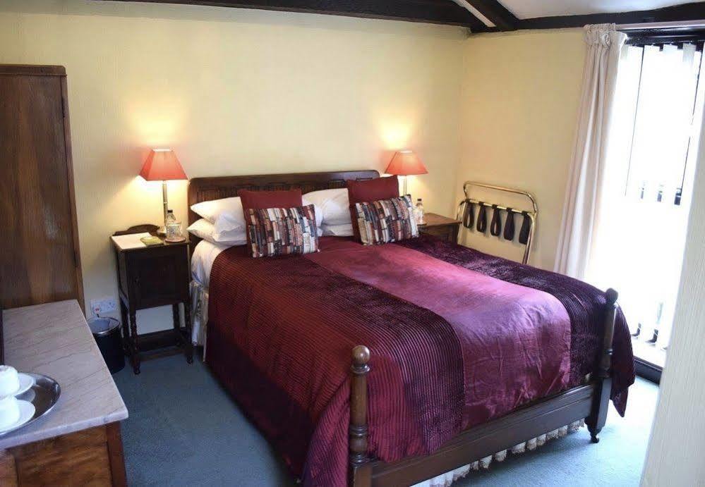 At The Farmhouse Hunters Hall Ξενοδοχείο Dereham Εξωτερικό φωτογραφία